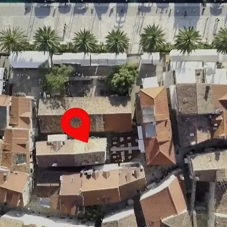 Apartman Street Garden Hvar Town