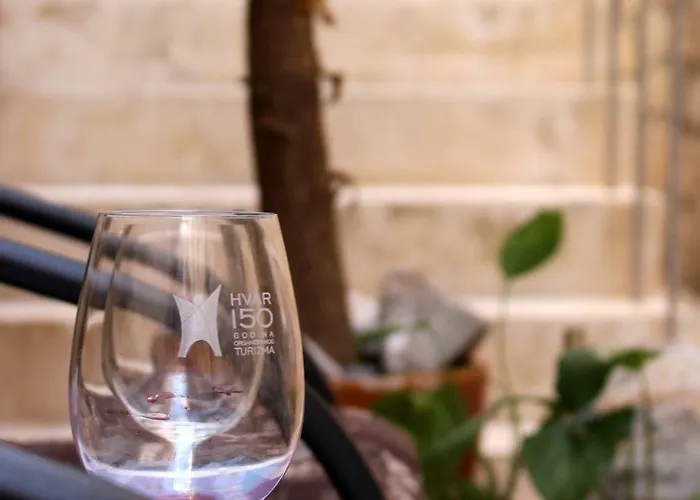 דירה Street Garden חוואר